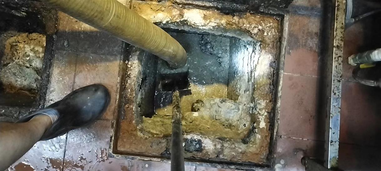 顺义化油池清理-污水池清掏